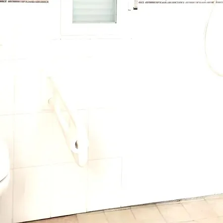 Spacious House In With View Casa vacanze